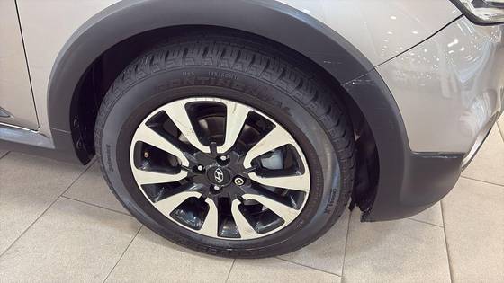 HYUNDAI HB20X 1.6 16V PREMIUM FLEX 4P AUTOMÁTICO HYUNDAI HB20X 1.6 16V PREMIUM FLEX 4P AUTOMÁTICO